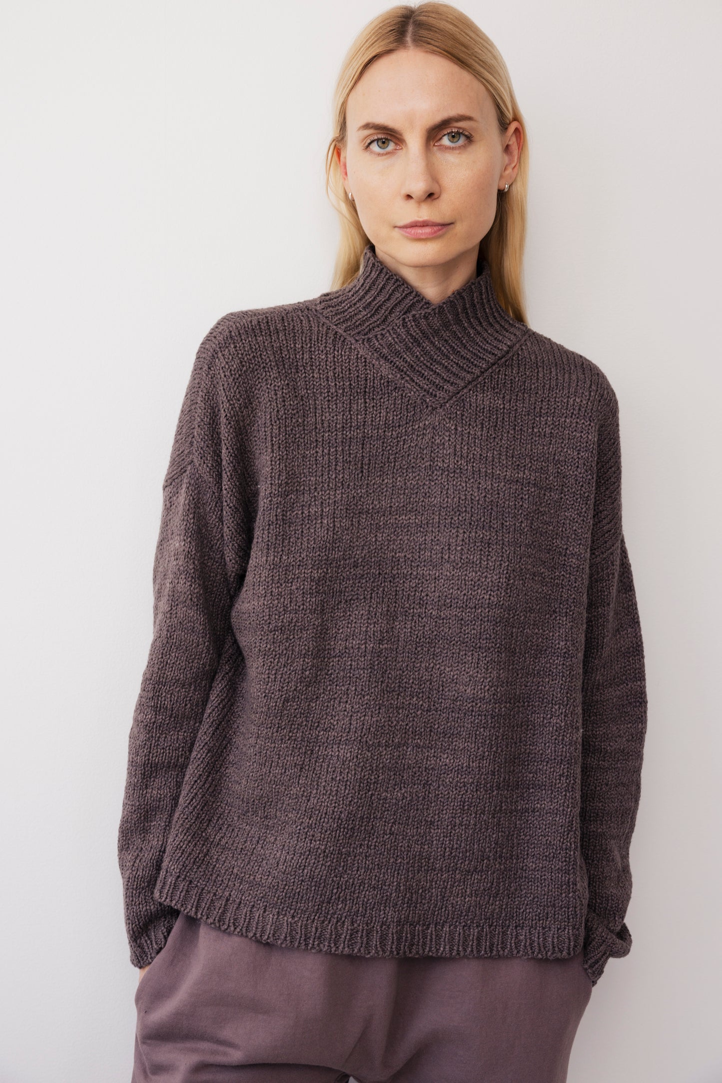 Cross Neck Pullover : Quartz