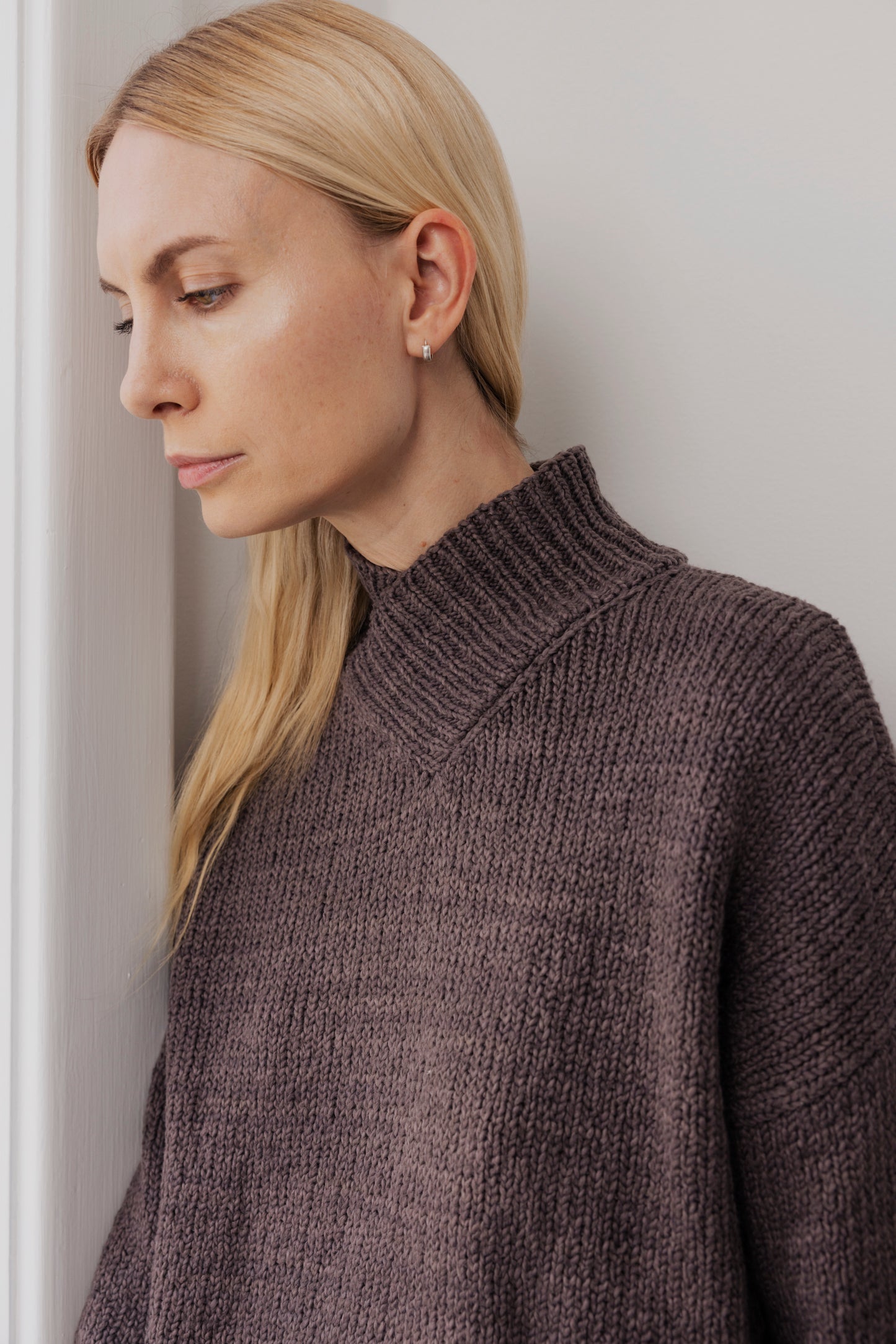 Cross Neck Pullover : Quartz