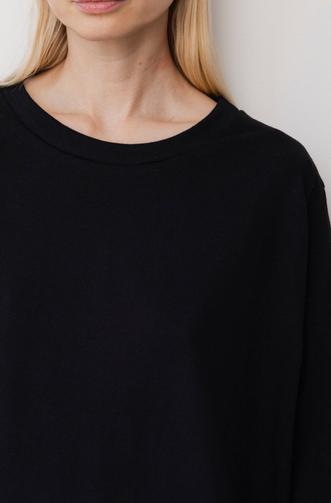 Long Sleeve Tee : Black