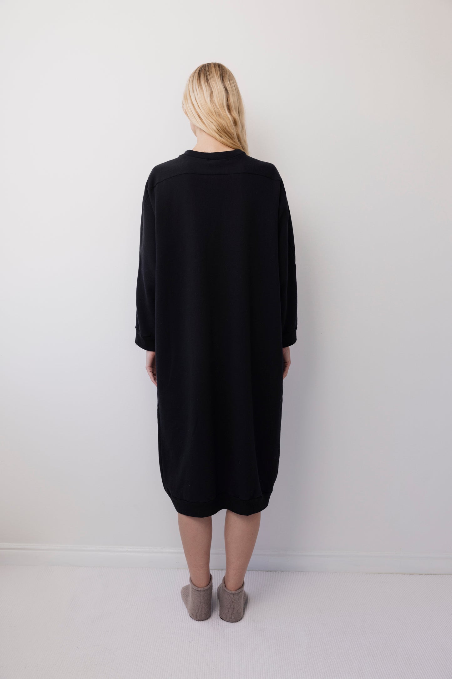 Sweatshirt Dress : Black