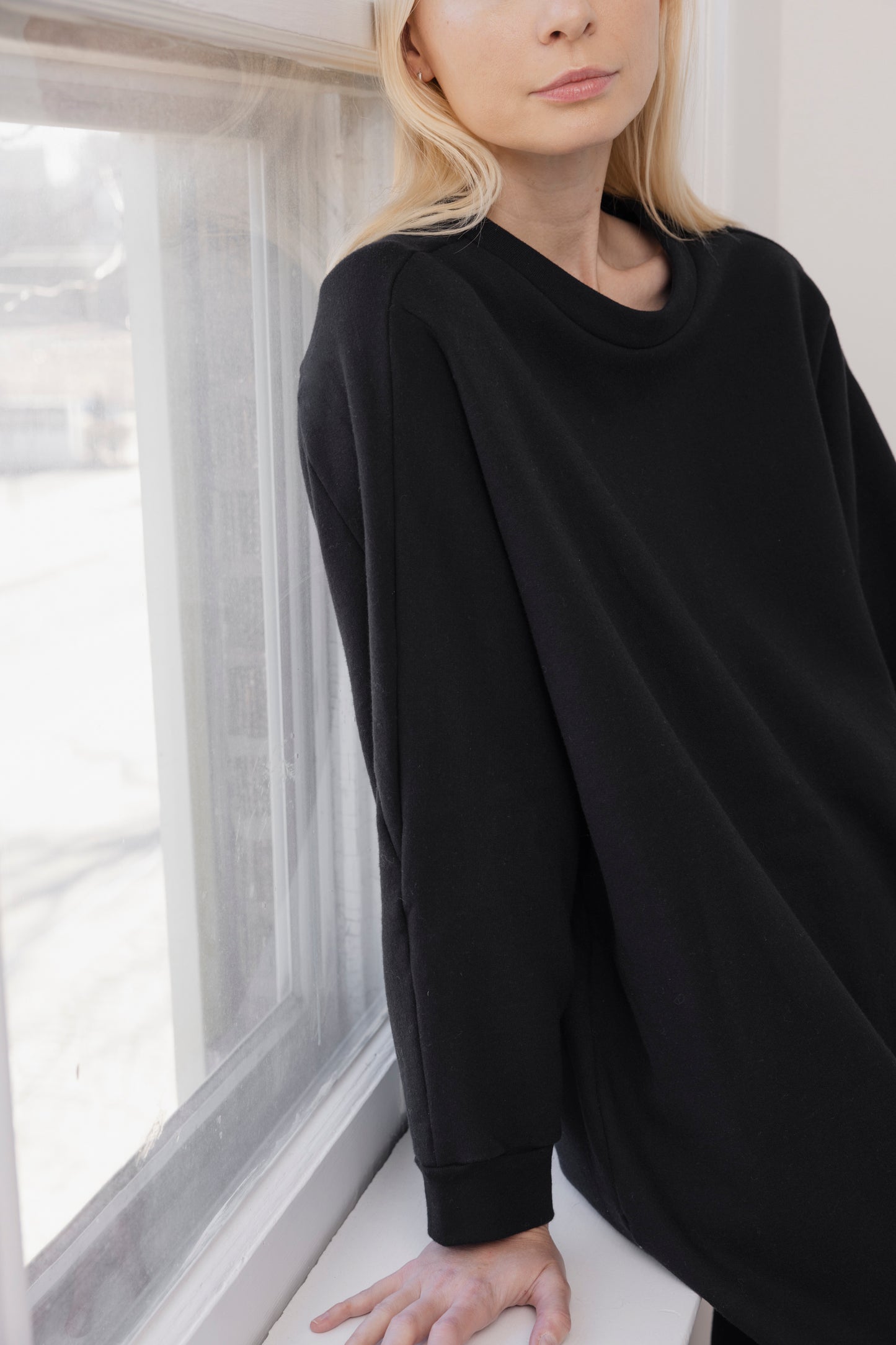 Sweatshirt Dress : Black
