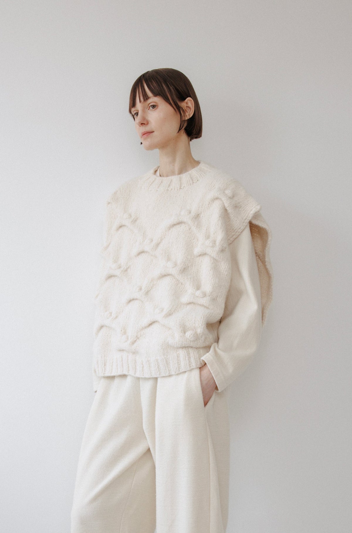 Handknit Vest : Ecru