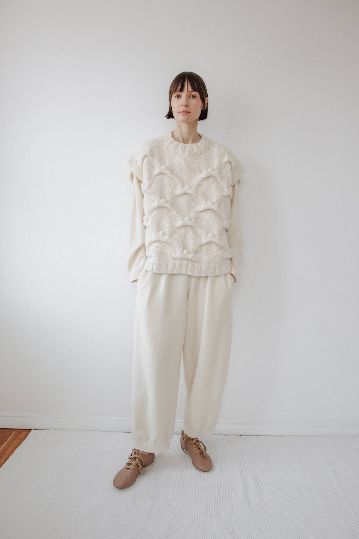 Handknit Vest : Ecru