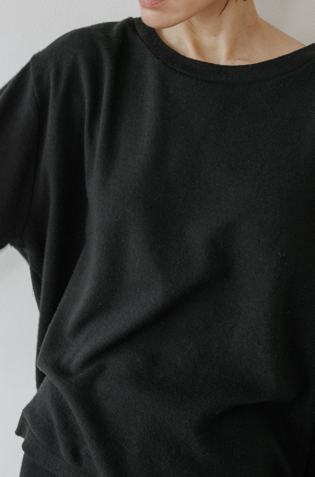 Wool Loose Tee : Black
