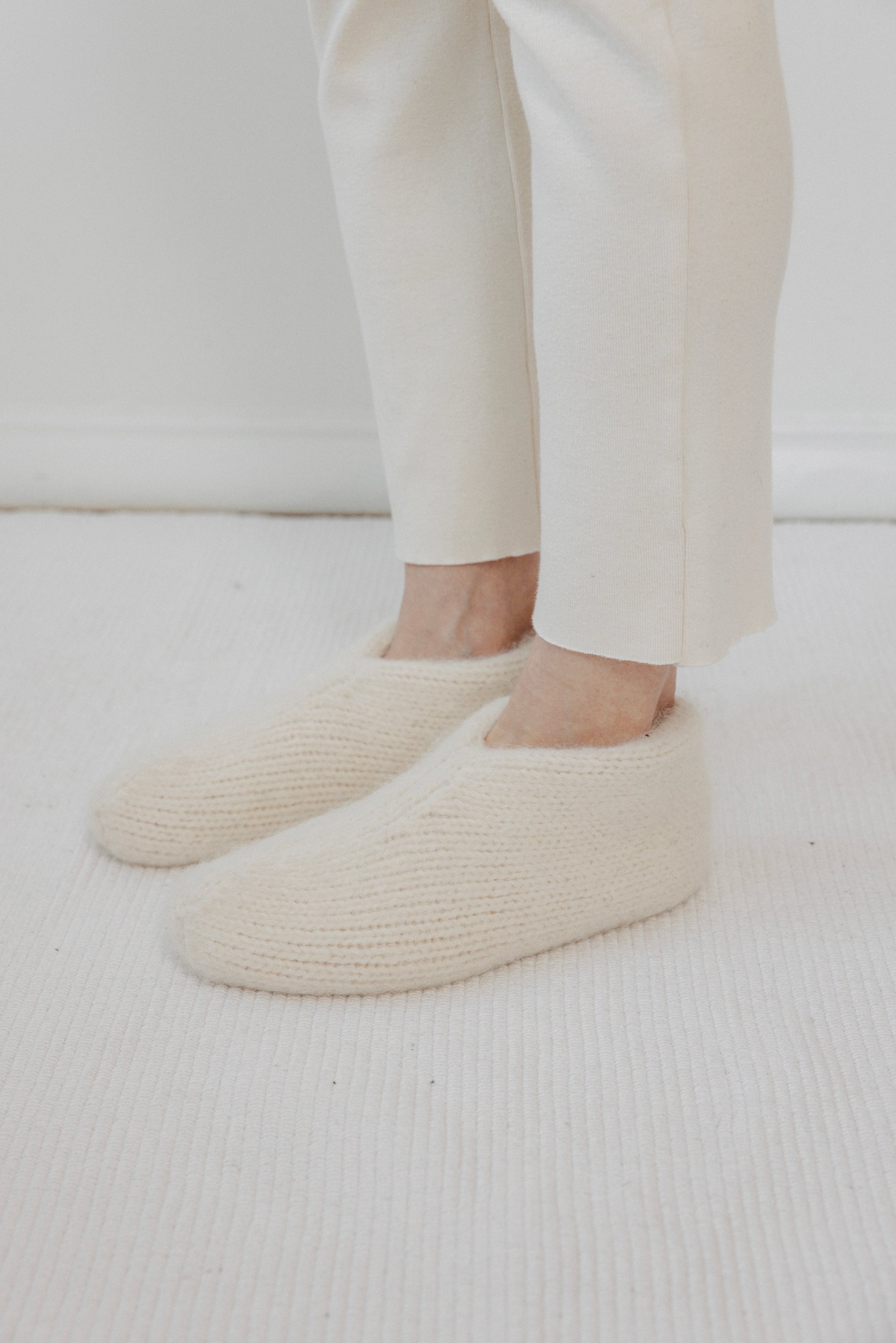 Felted Slipper : Ecru