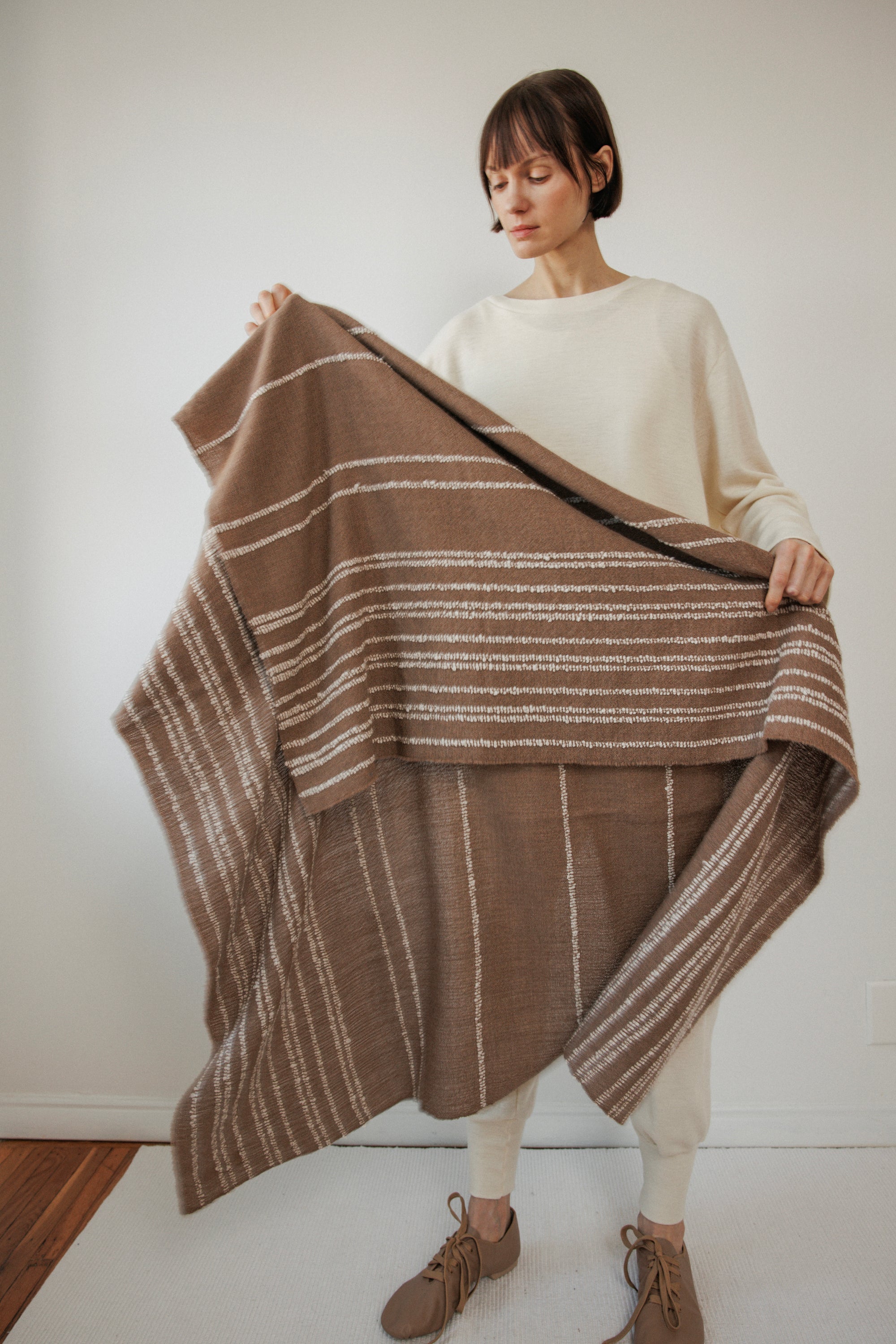 Handwoven Throw : Camel