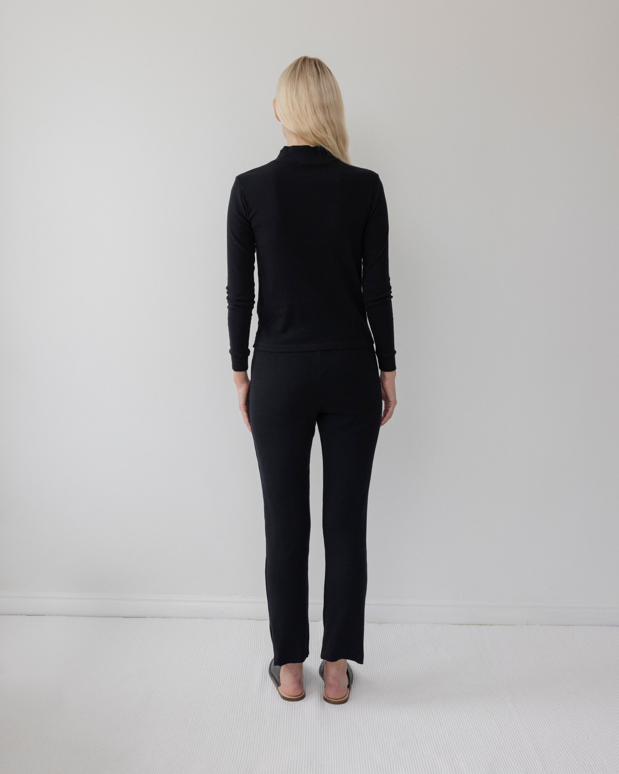 Easy Turtleneck : Black