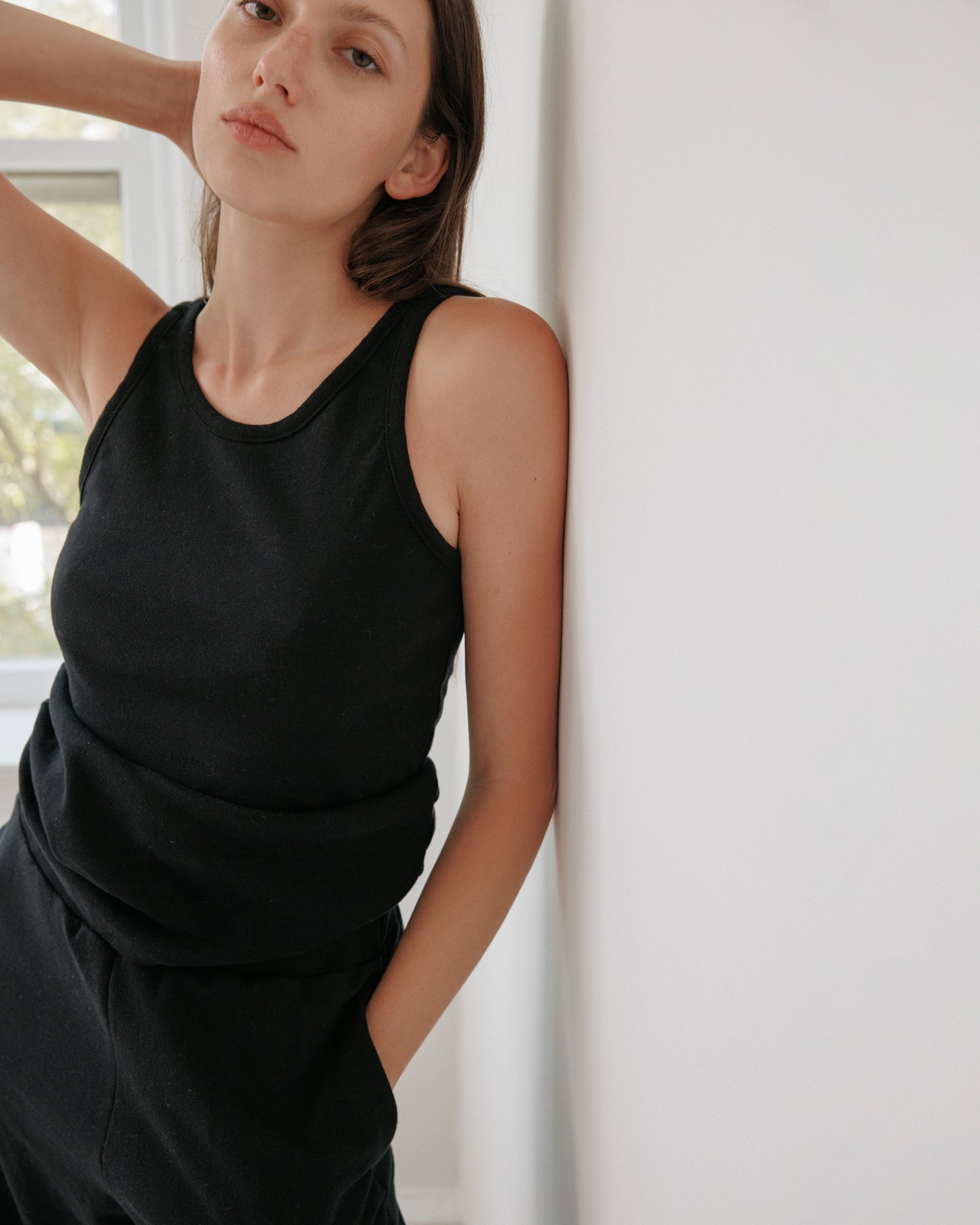 Scoop Back Rib Tank : Black