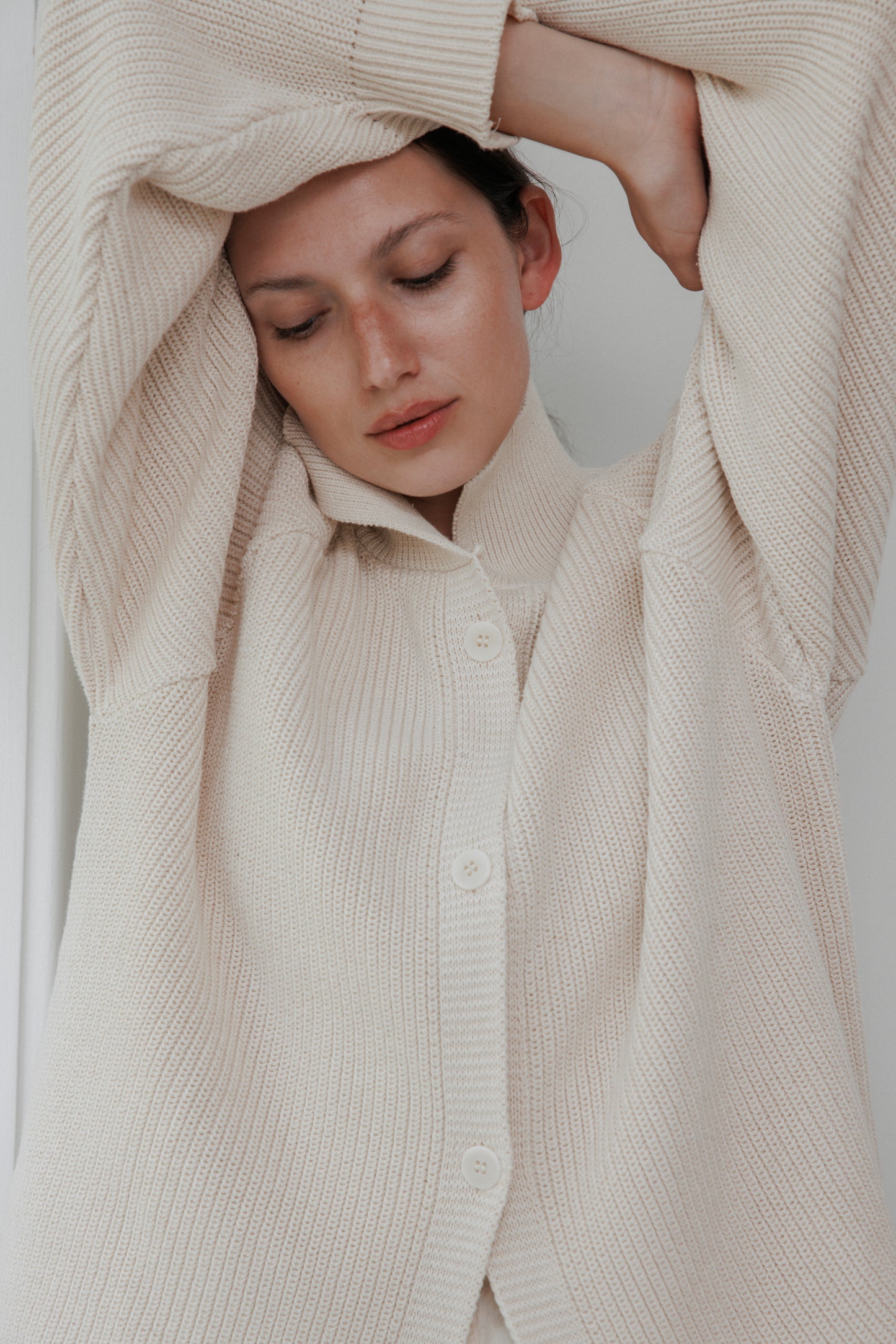 Collar Cardigan : Natural