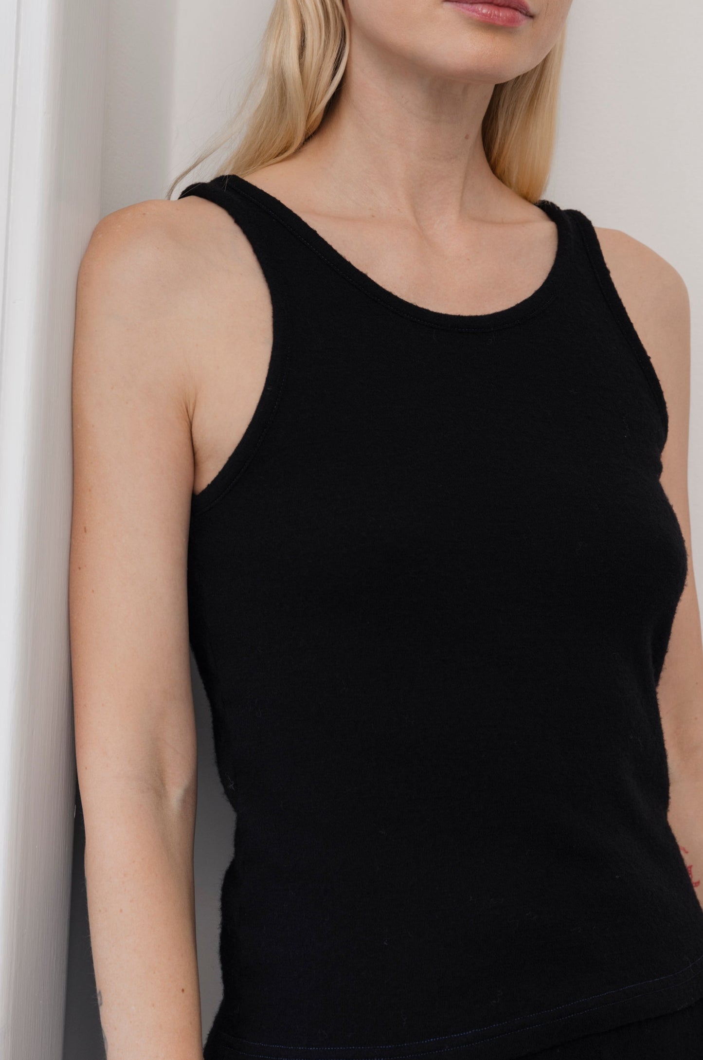 Wool Tank: Onyx