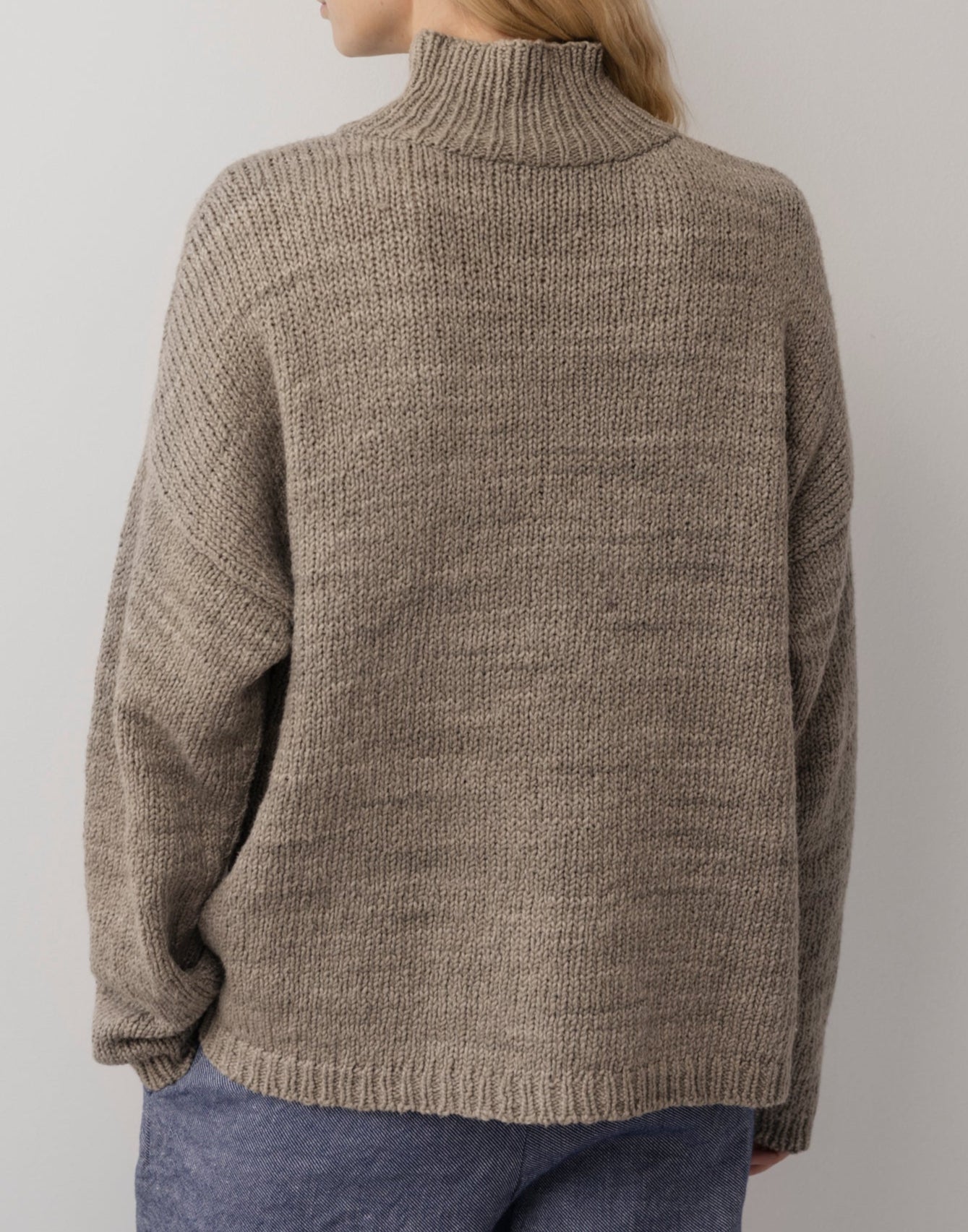 Cross Neck Pullover : Sage