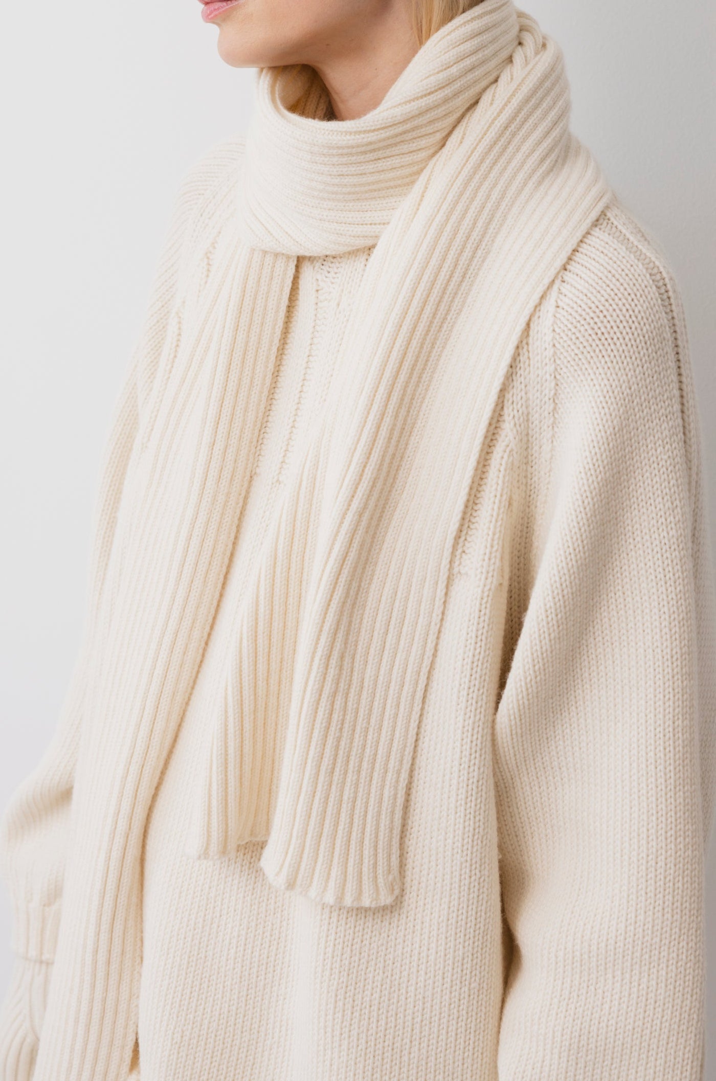 Rib Scarf: Natural