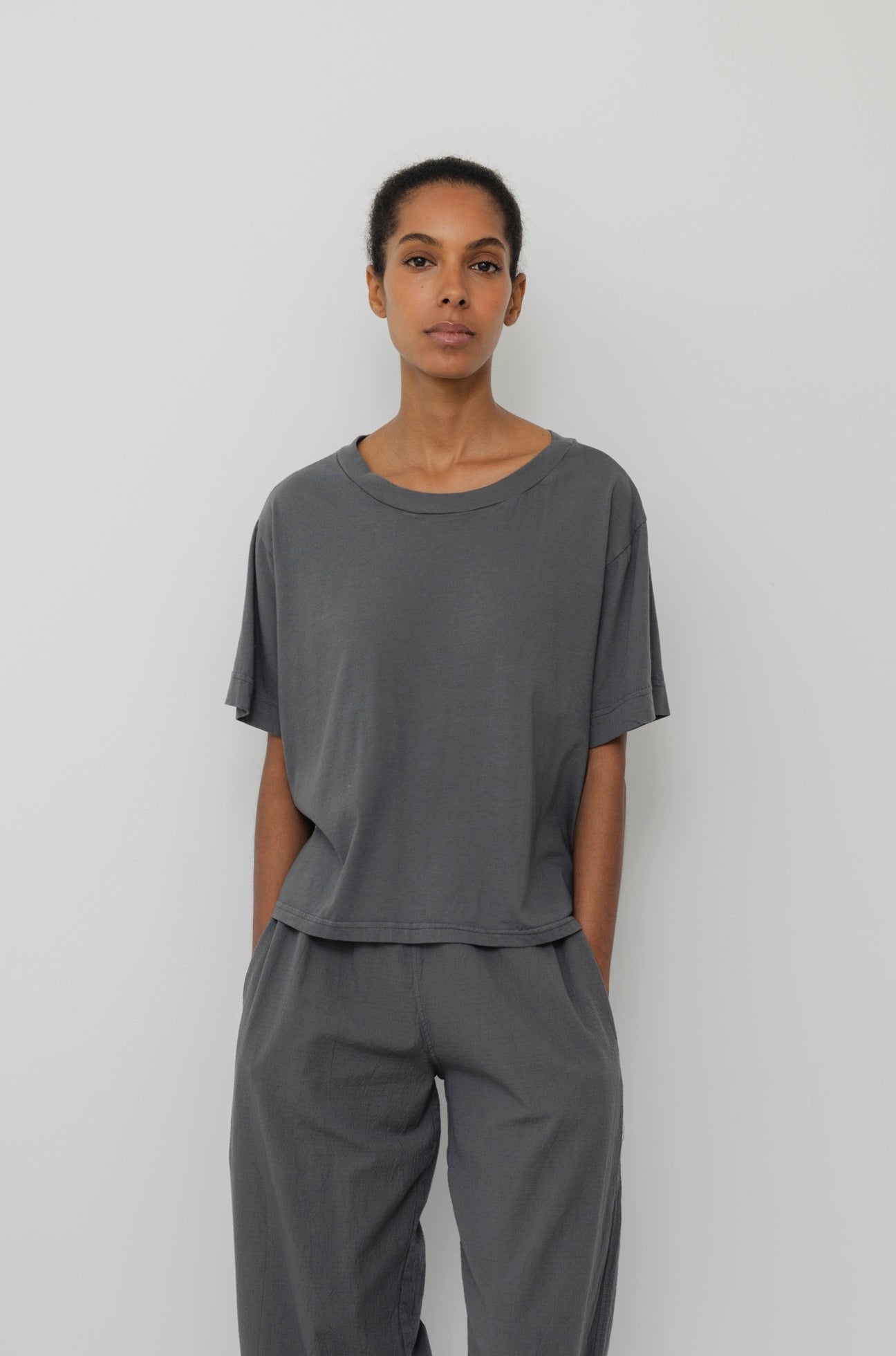 Box Tee : Stone
