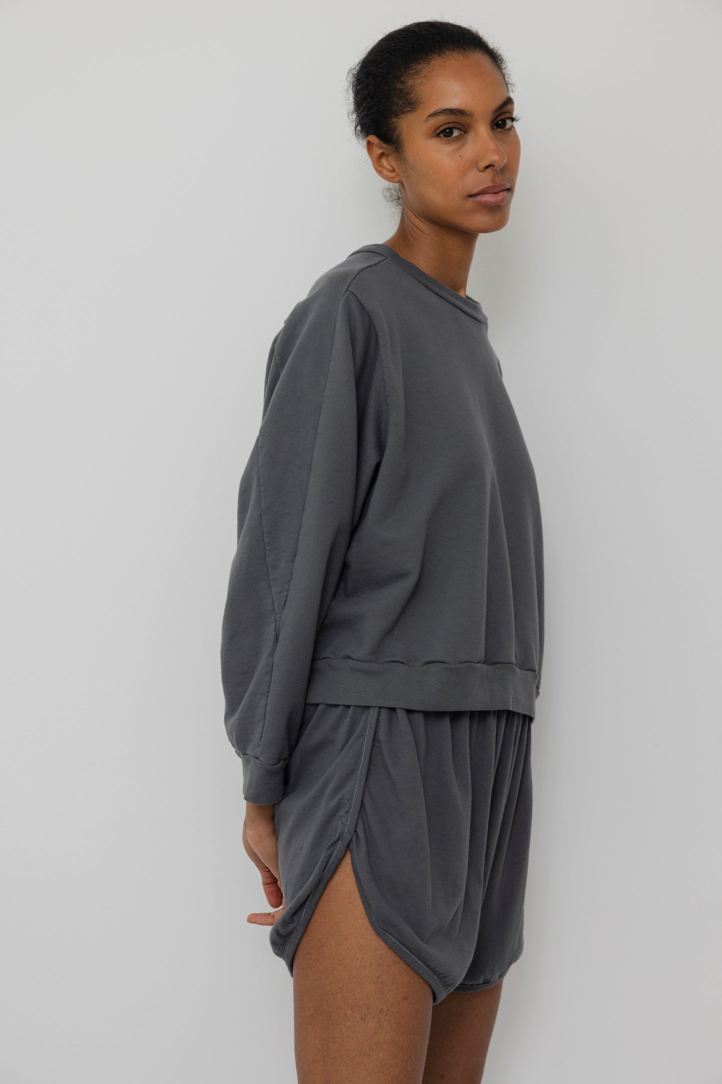 Trainer Shorts : Stone