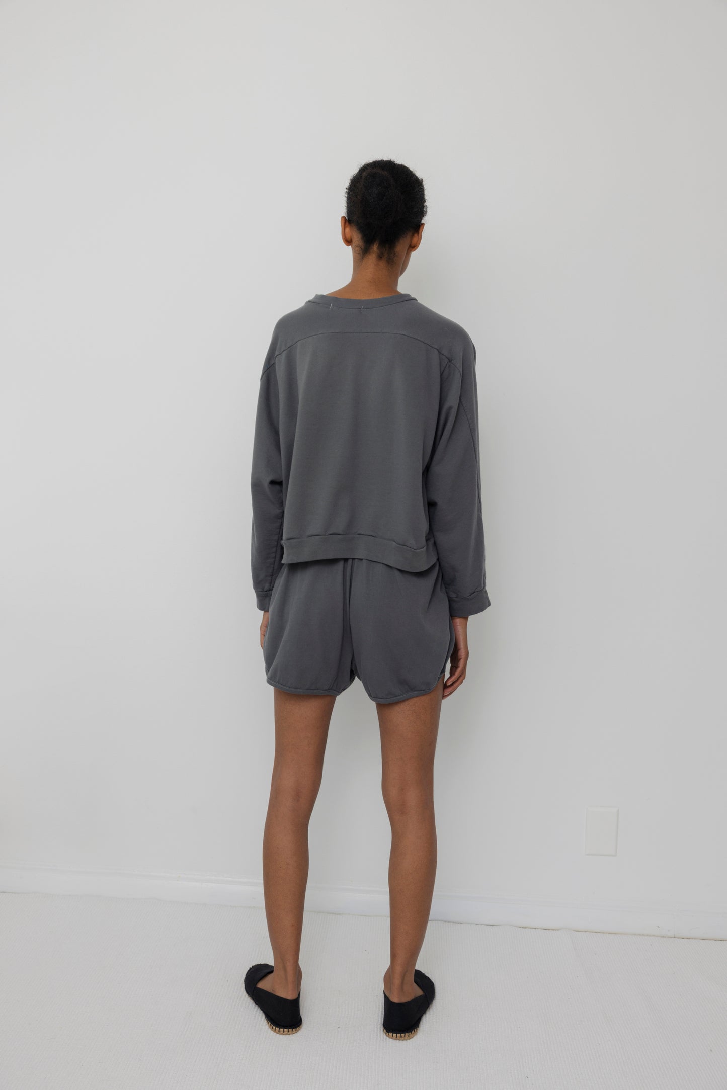 Trainer Shorts : Stone