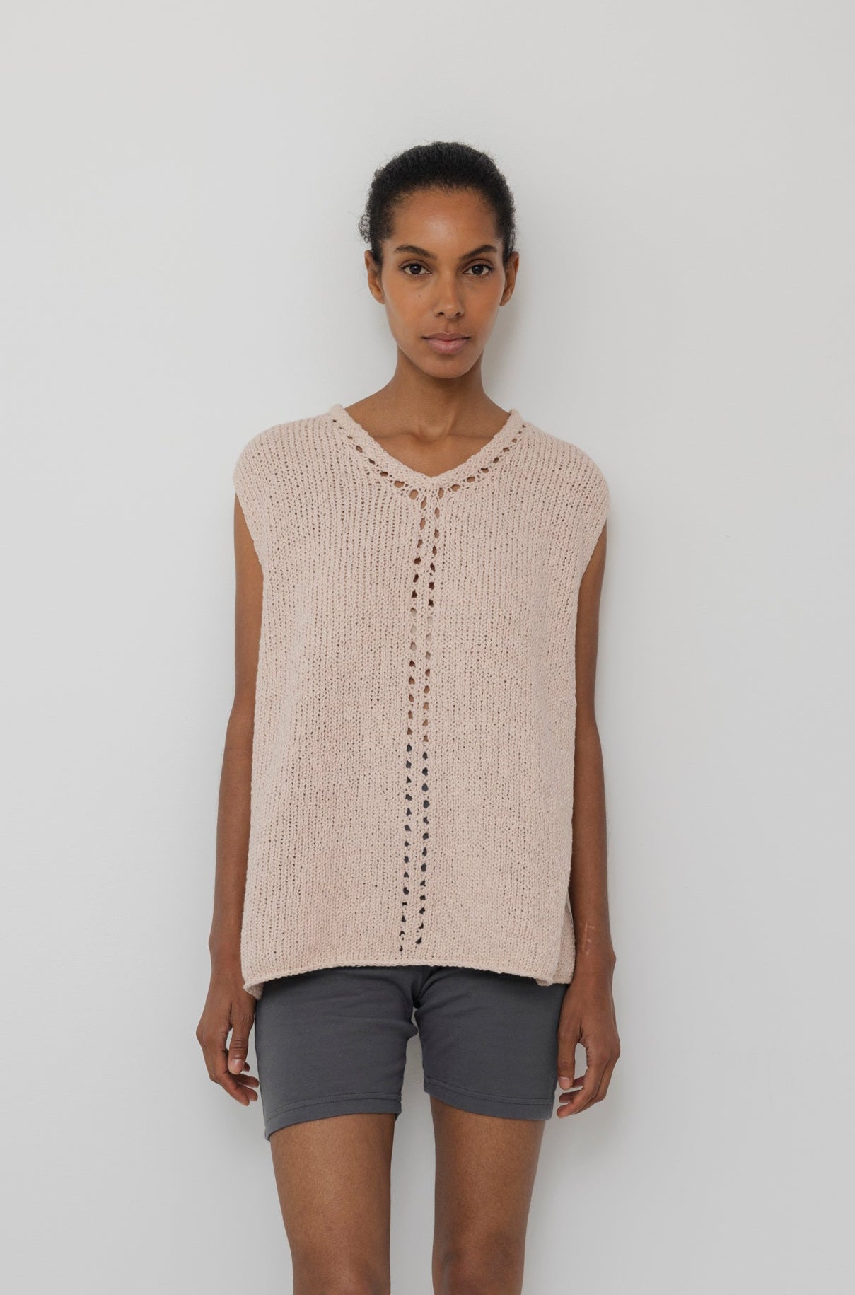 Pointelle Vest : Peony