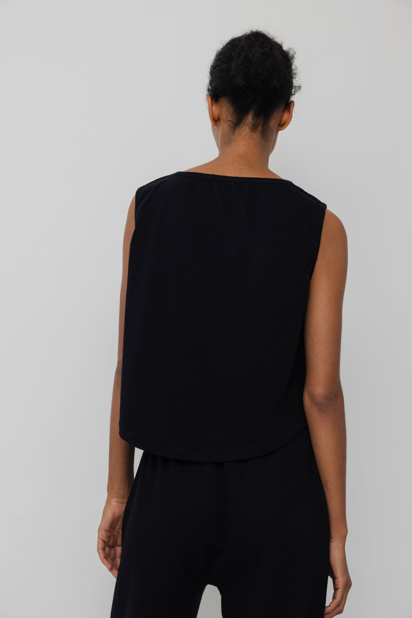 Wide Tank : Black