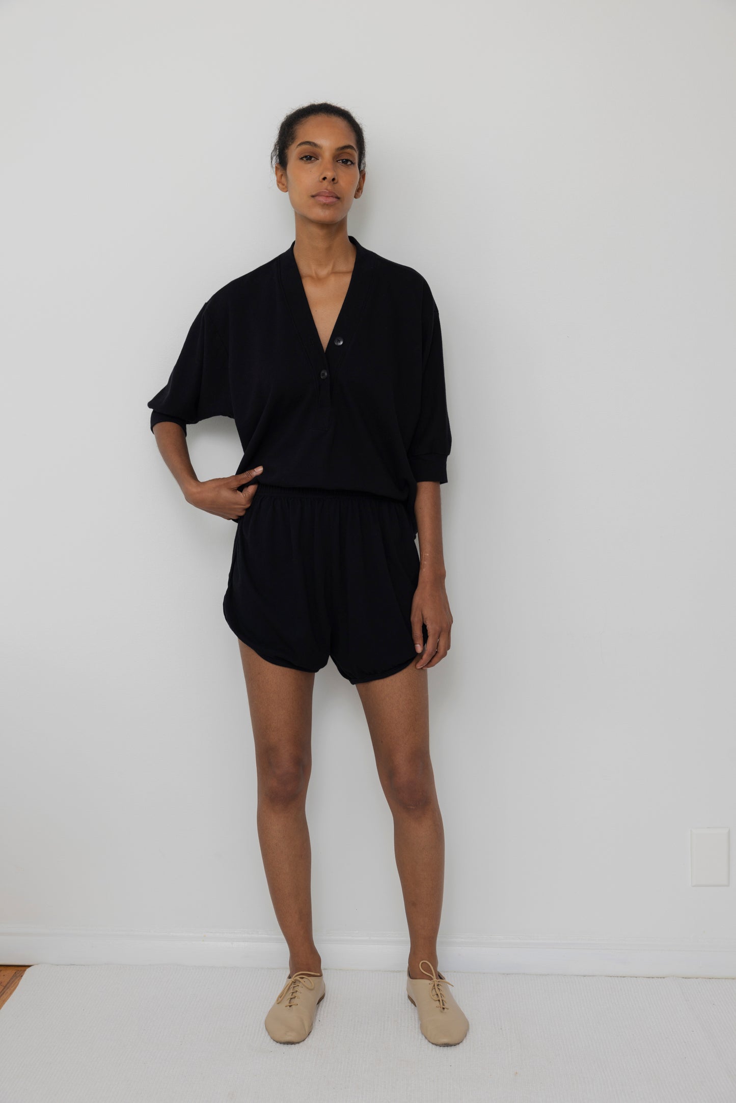 Short Sleeve Sweatshirt : Black