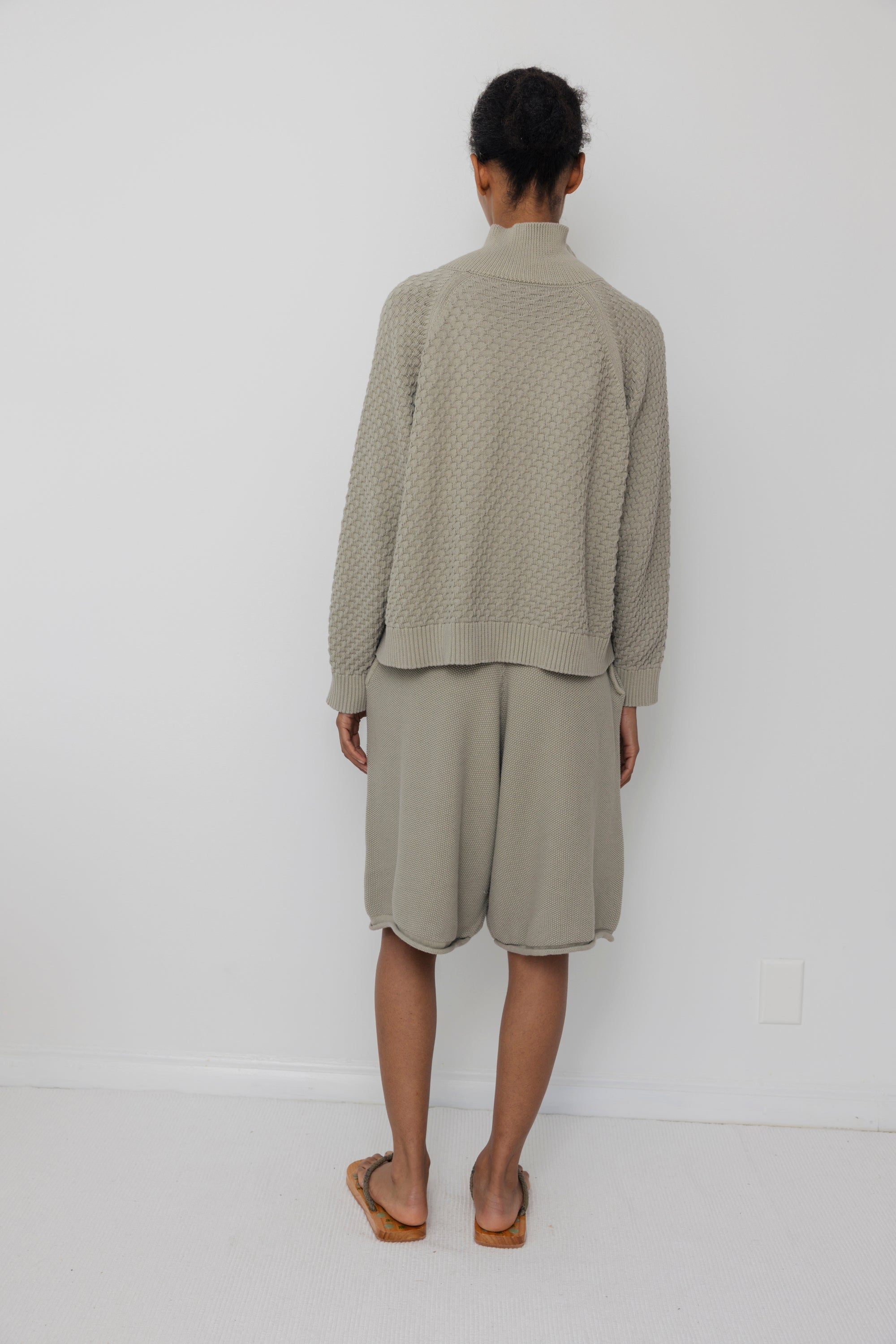 Textured Cardigan : Khaki – Wol Hide