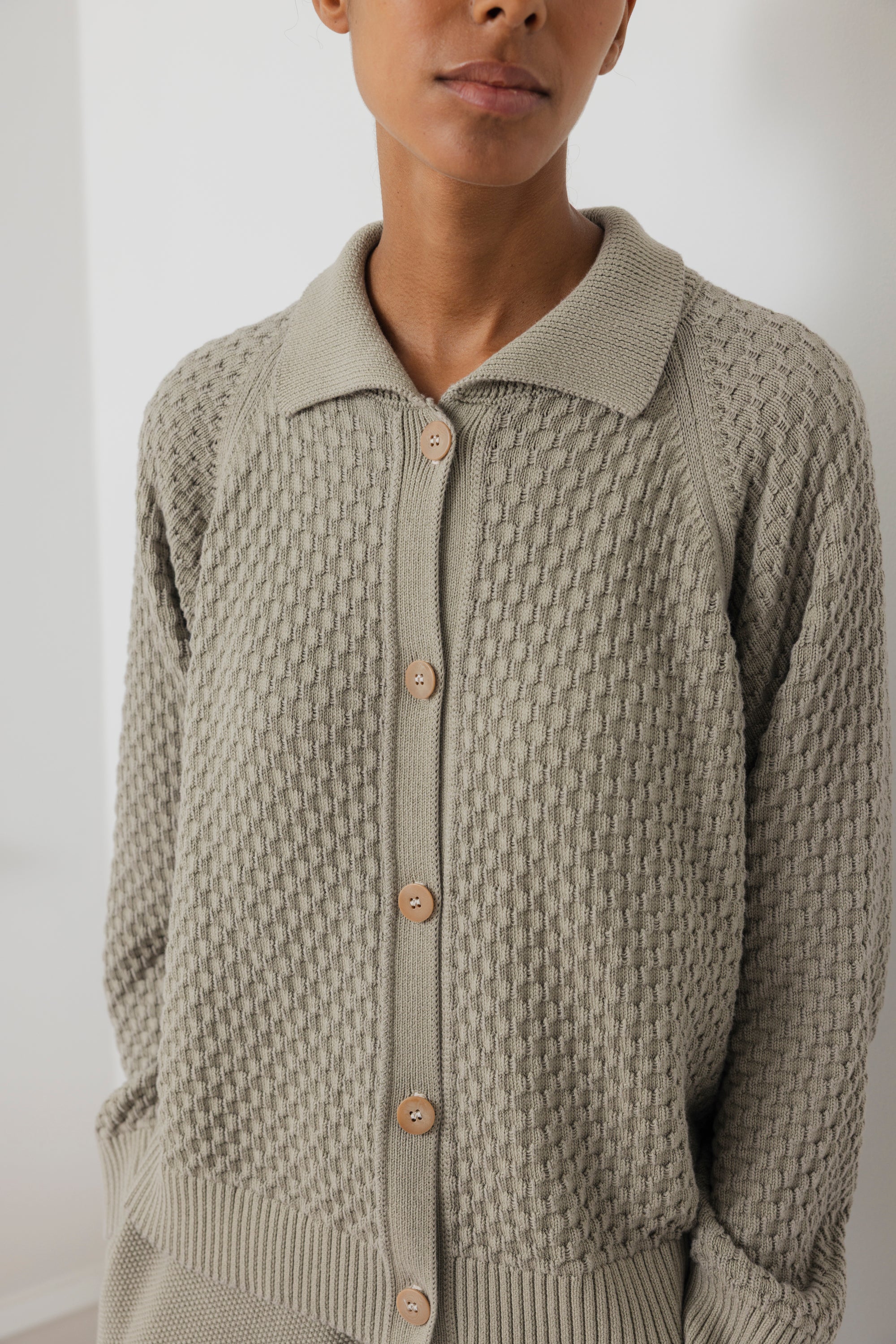 Textured Cardigan : Khaki – Wol Hide