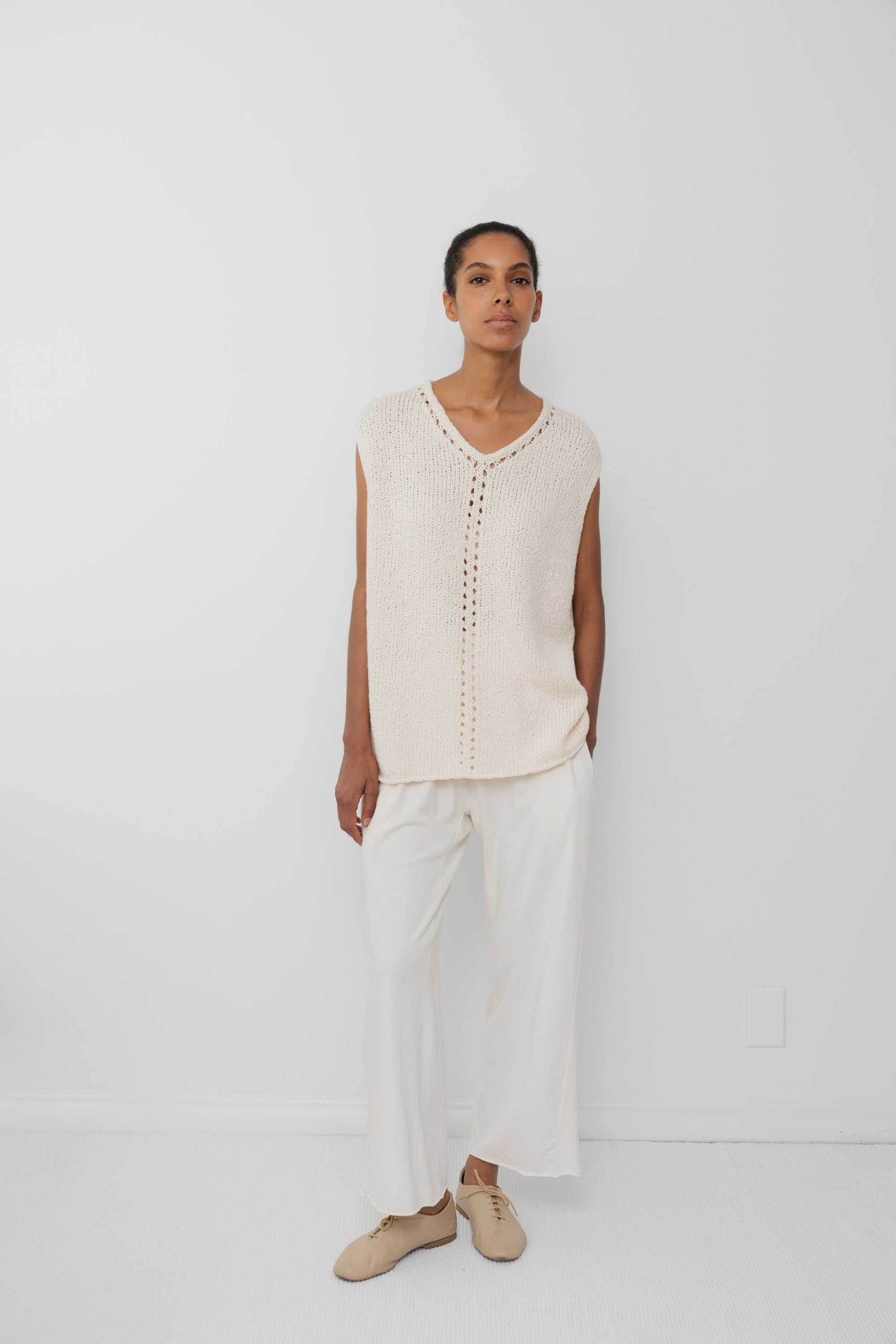 Pointelle Vest : Natural
