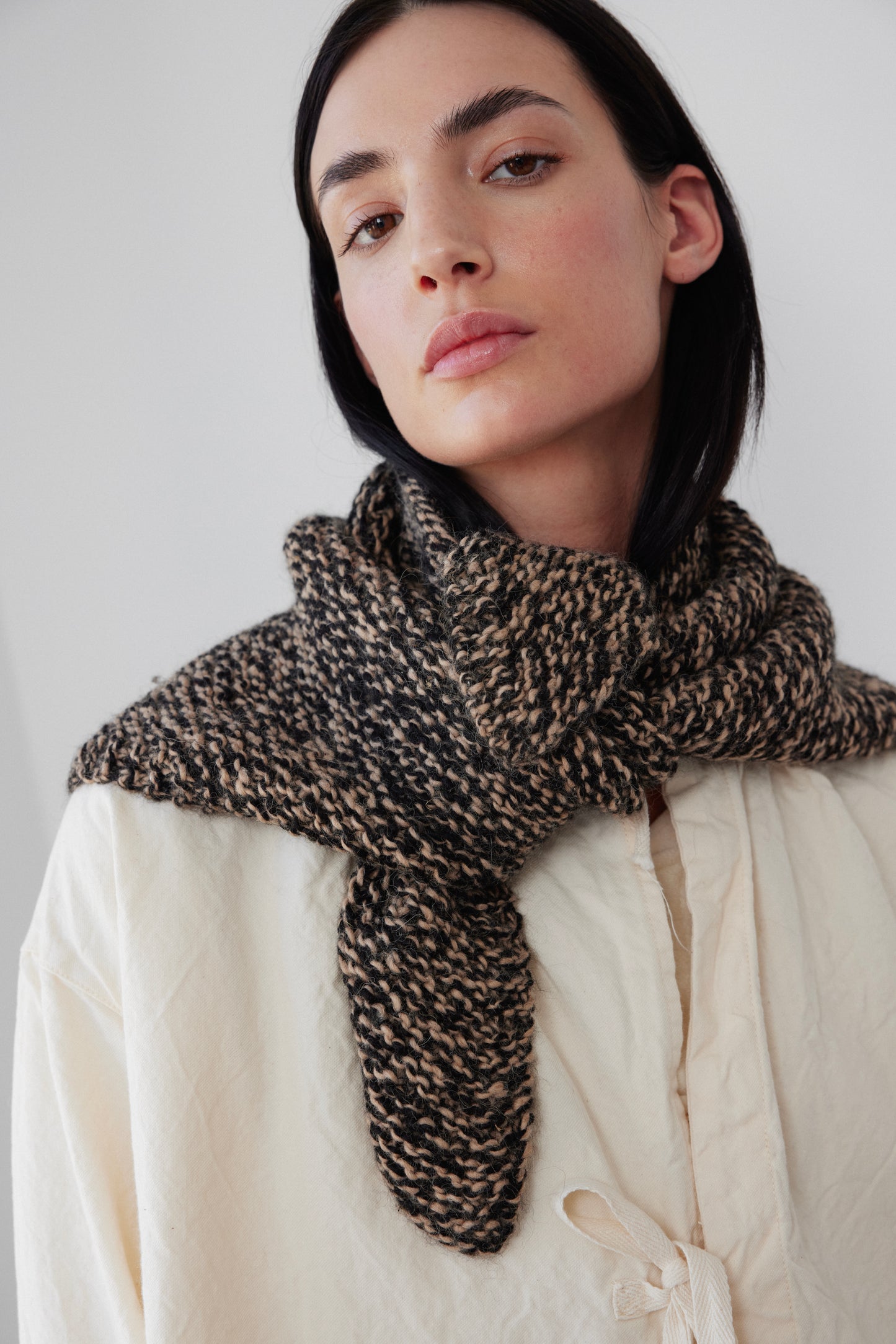 Handknit Neckerchief : Sable