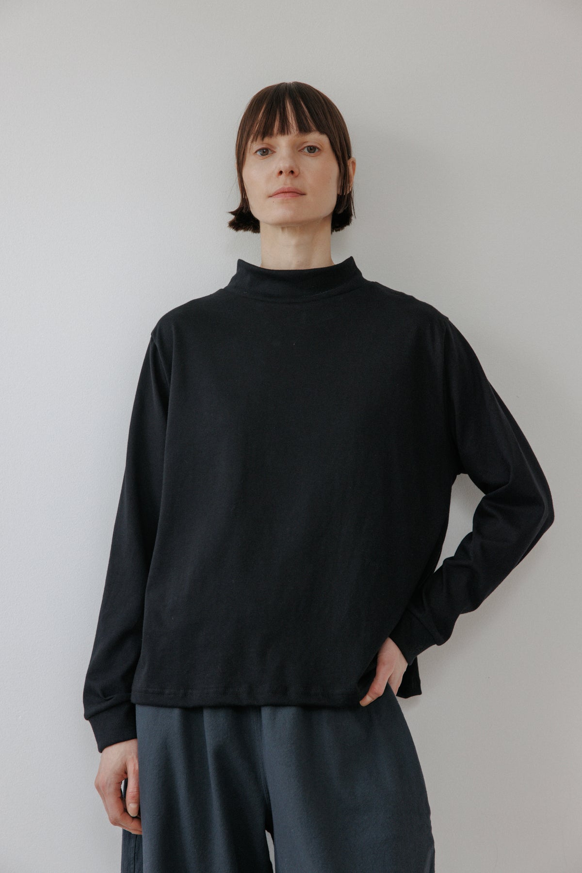 Loose Mockneck : Black