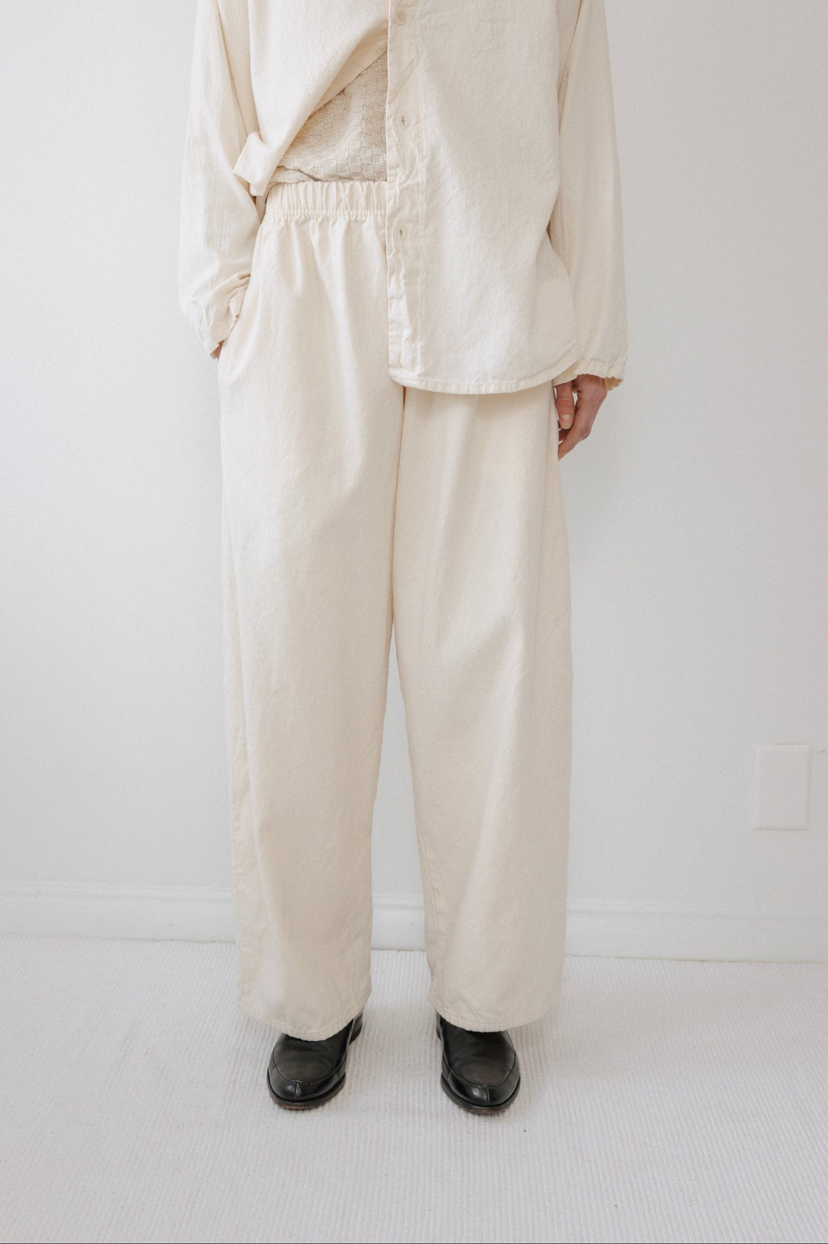 Wide Twill Trouser : Natural