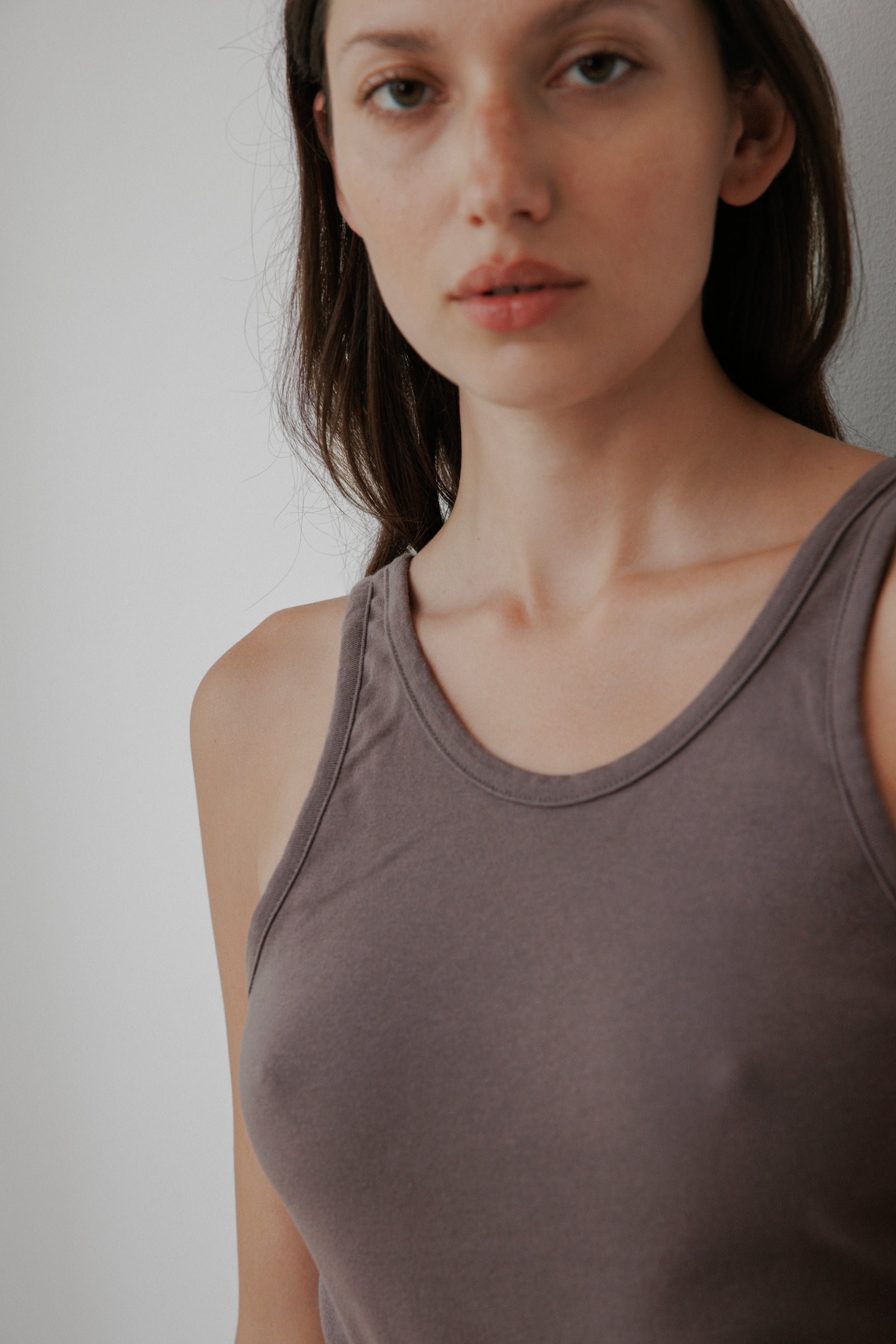 Scoop Back Rib Tank : Mushroom