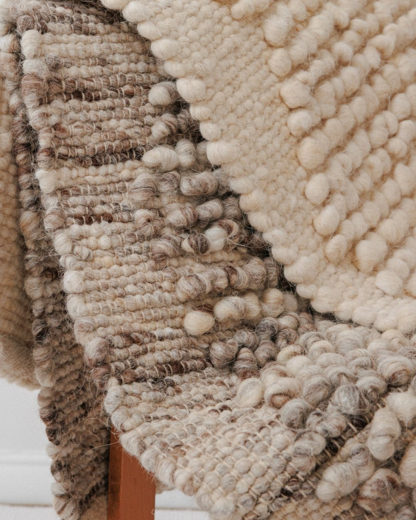 Handwoven Rug : Natural
